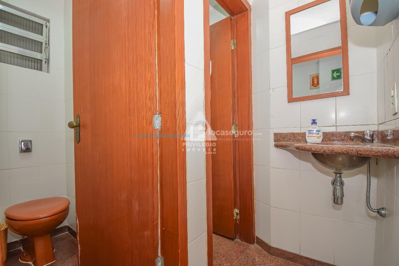 Ponto comercial para aluguel no Flamengo: banheiro social 2