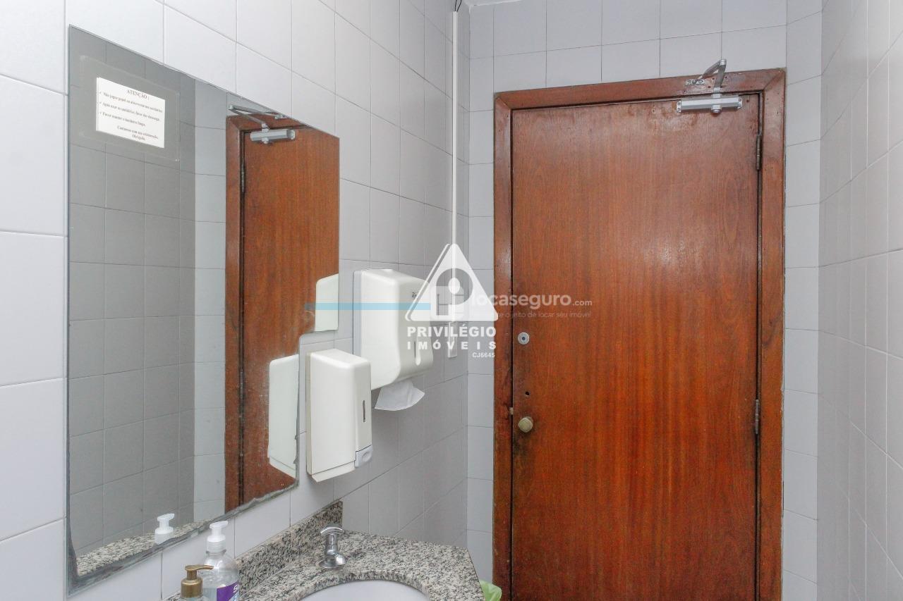 Sala para aluguel no Botafogo: Banheiro