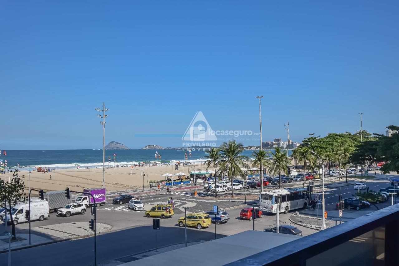 Sala para aluguel no Copacabana: vista frontal