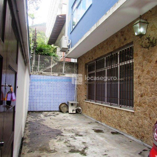 Casa de rua para aluguel no Botafogo: