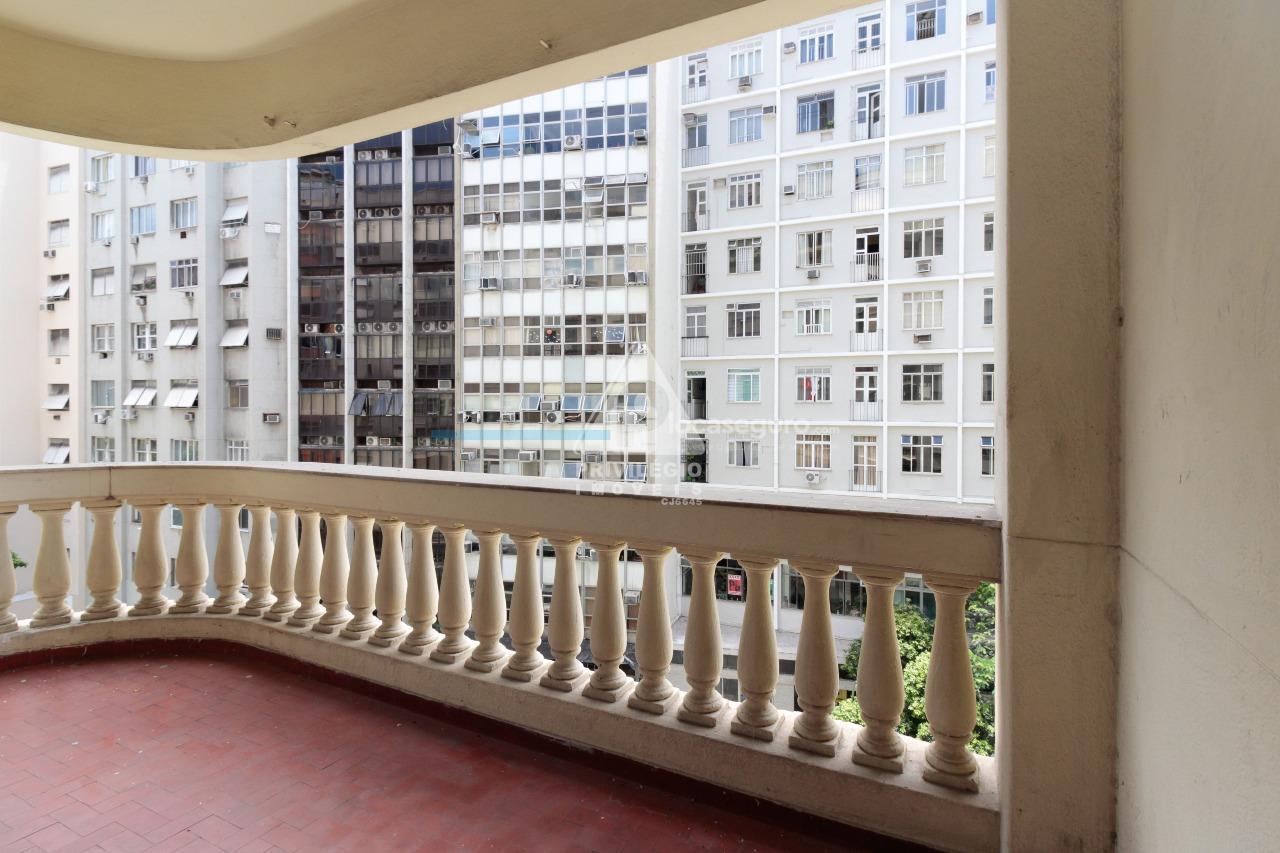 Apartamento para aluguel no Copacabana: varanda