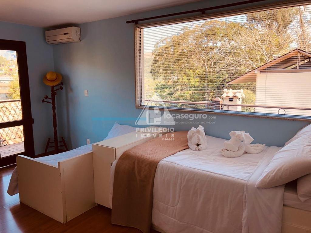 Casa em Condomínio para aluguel no Itaipava: 