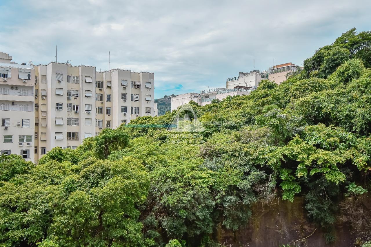 Apartamento para aluguel no Flamengo: vista para o morro da viúva 