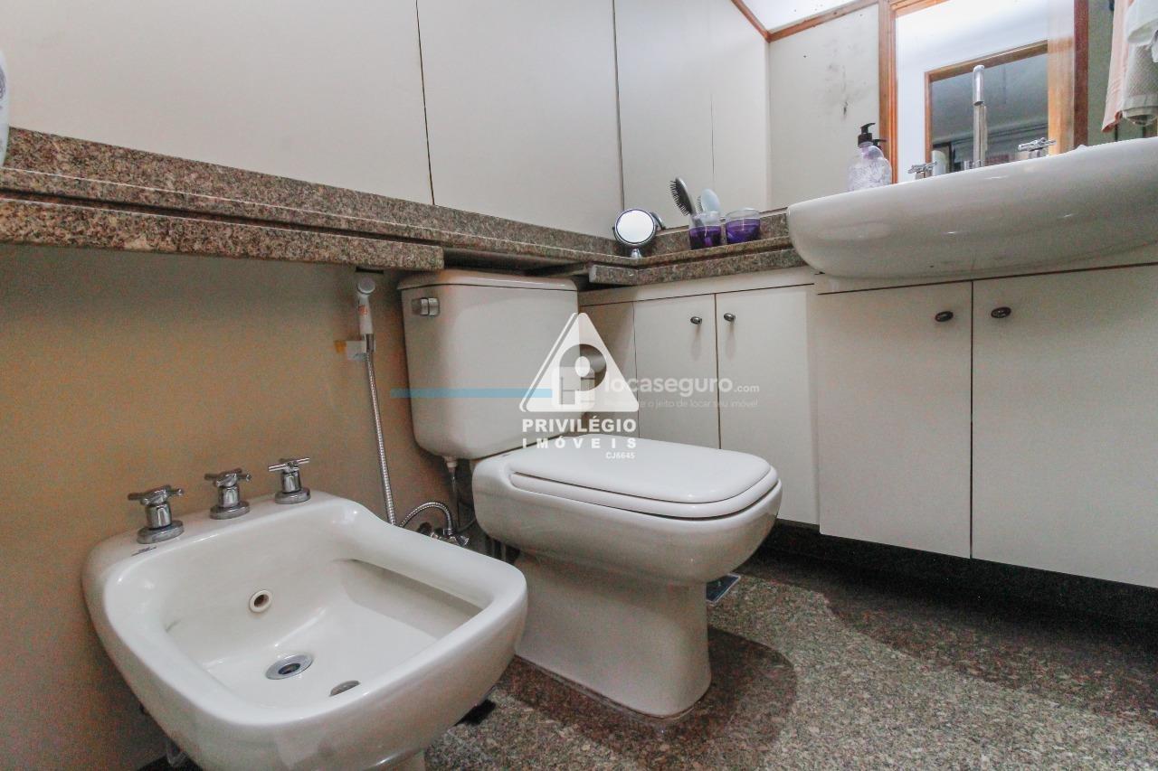 Apartamento para aluguel no Ipanema: banheiro social