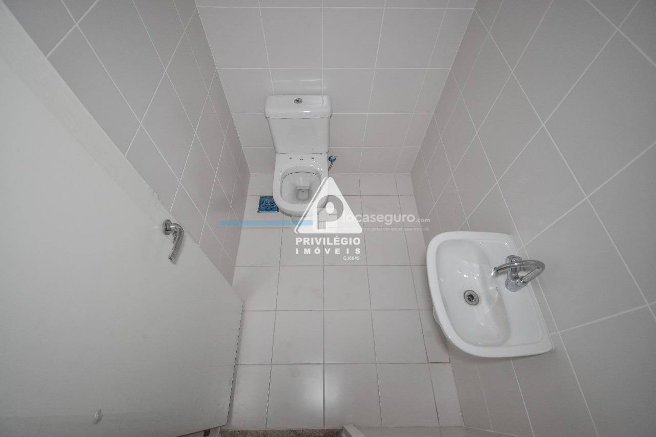 Sala para aluguel no BARRA DA TIJUCA: banheiro