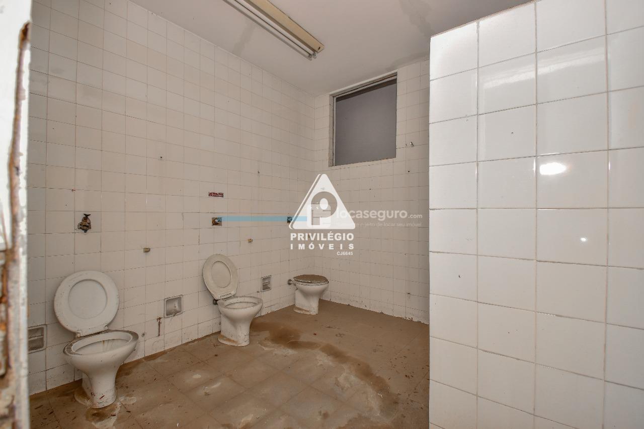 Loja para aluguel no Vila Isabel: banheiro 2